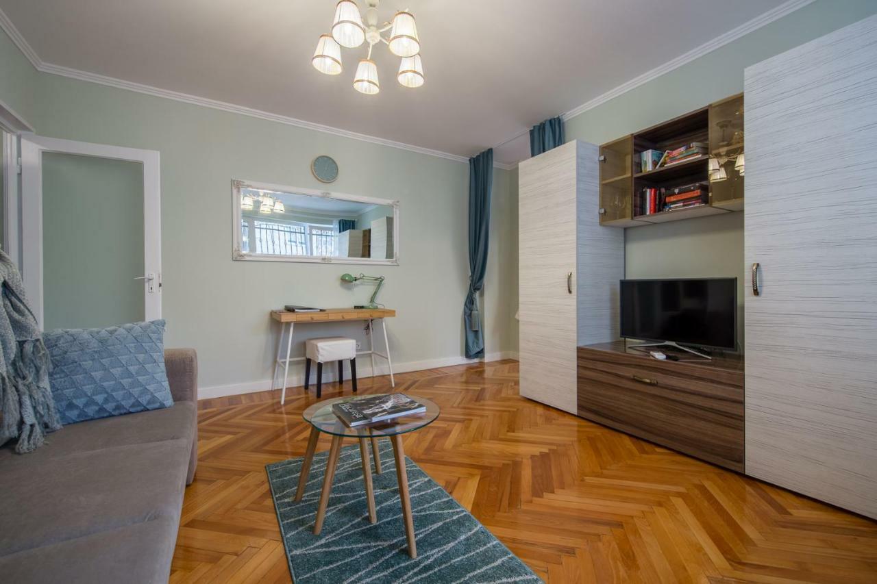 Central Stylish & Cozy One Bedroom Apartment - Adela Accommodation - Ideal For Long Stays Bukurešť Exteriér fotografie